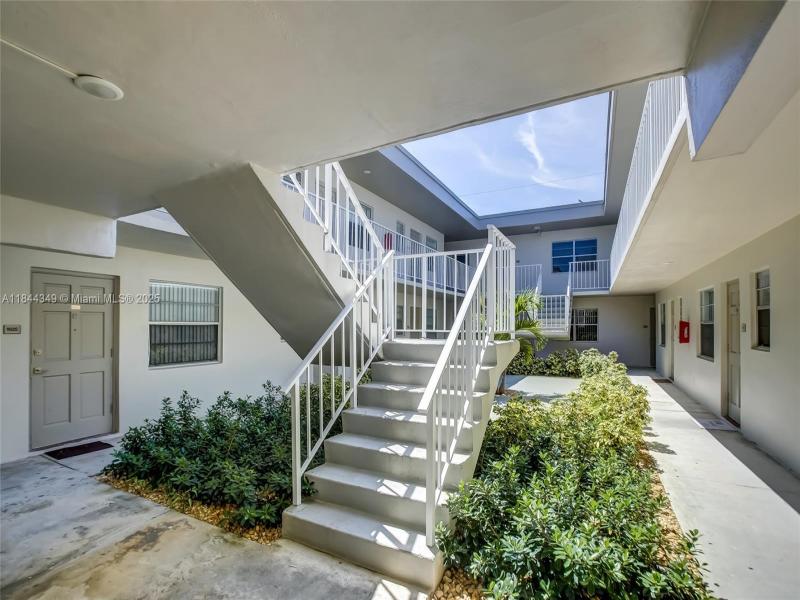 Property photo # 4