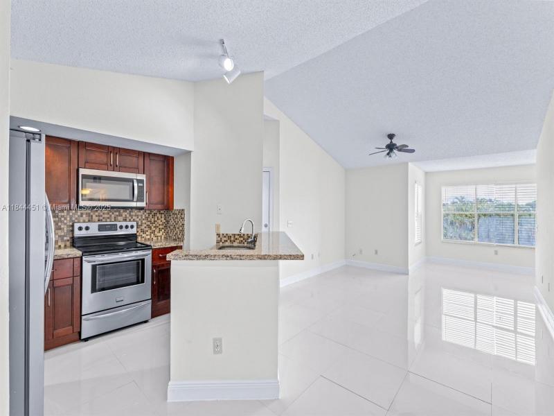 Property photo # 8
