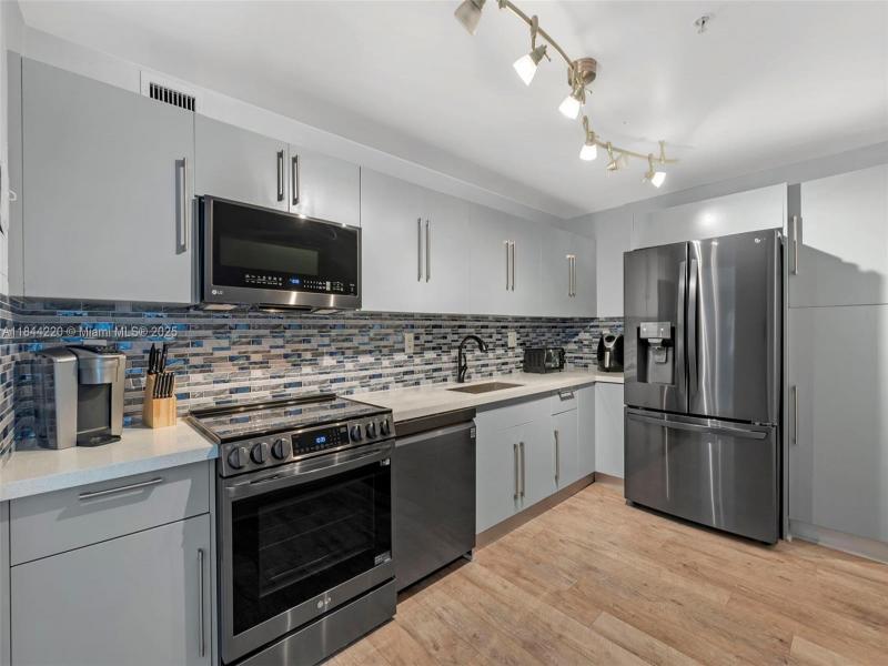 Property photo # 7