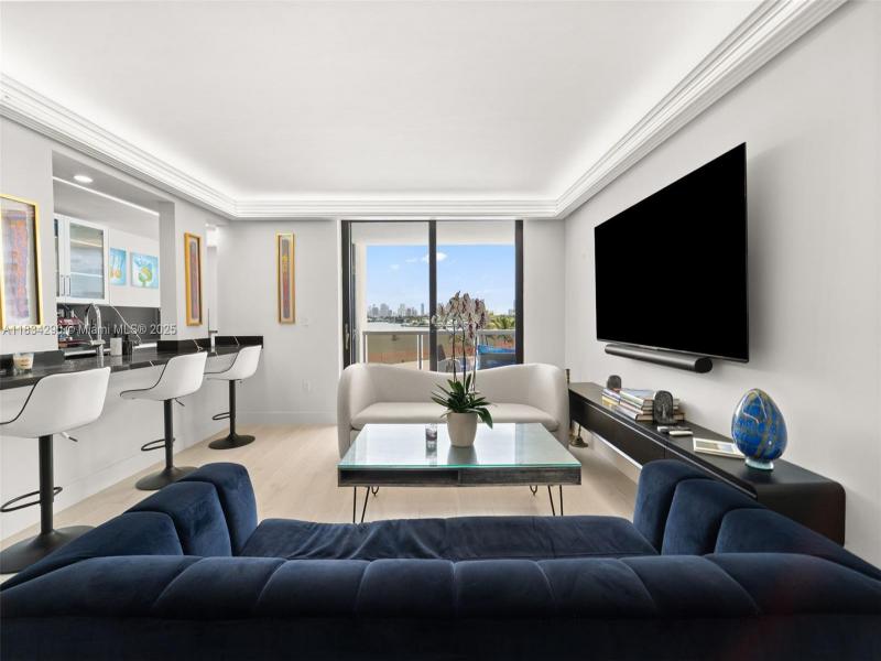 Condo for sale at Nine Island Avenue 406