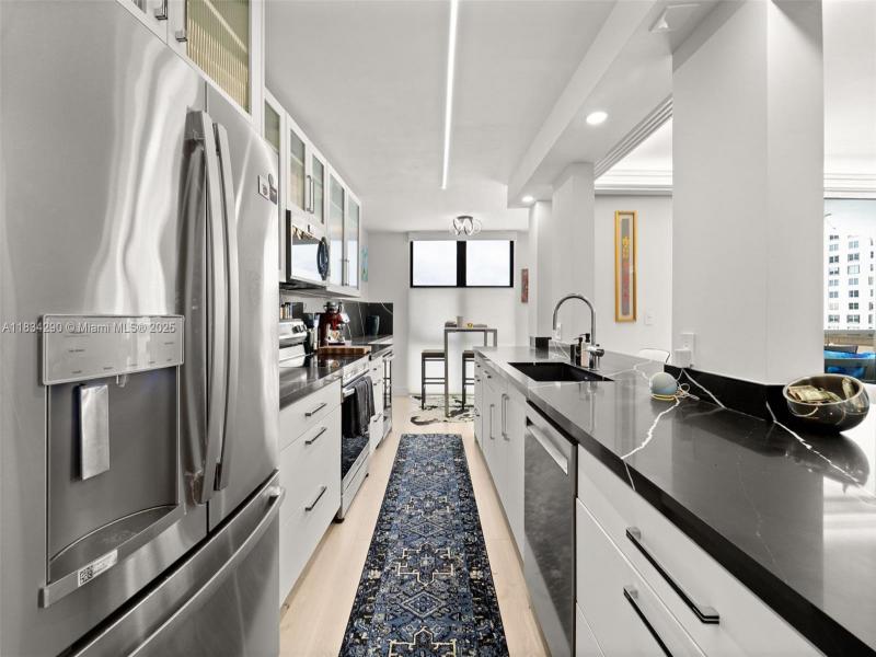 Condo for sale at Nine Island Avenue 406