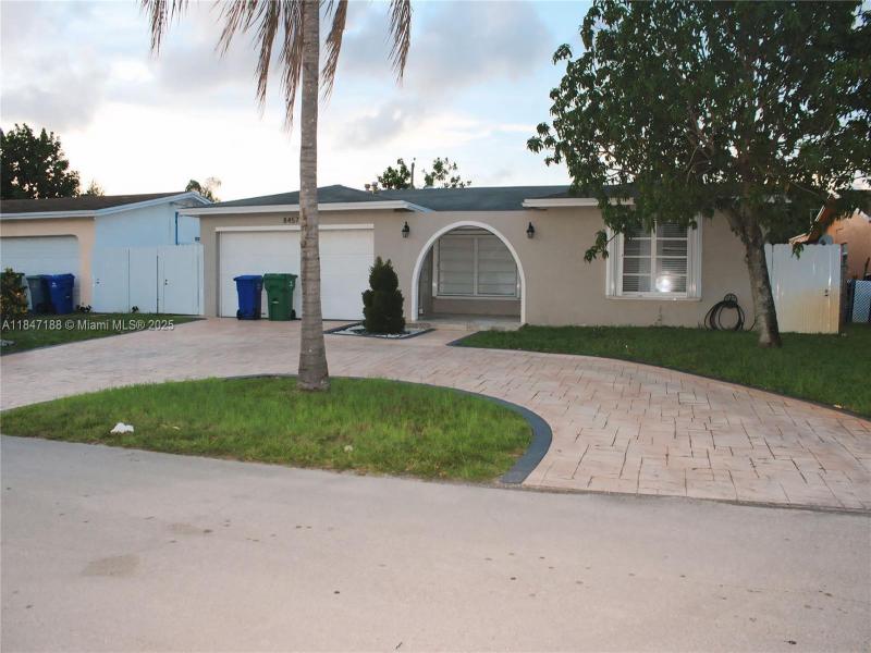 Property photo # 6