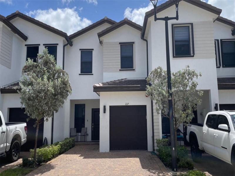 Property photo # 2