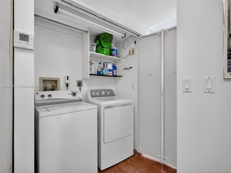 Comprar apartamento en The Landmark 1406/1405