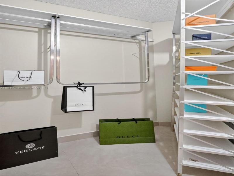 Comprar apartamento en The Landmark 1406/1405