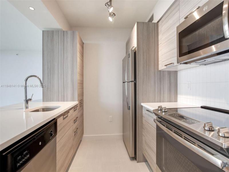 Property photo # 8