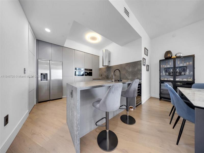 Property photo # 9