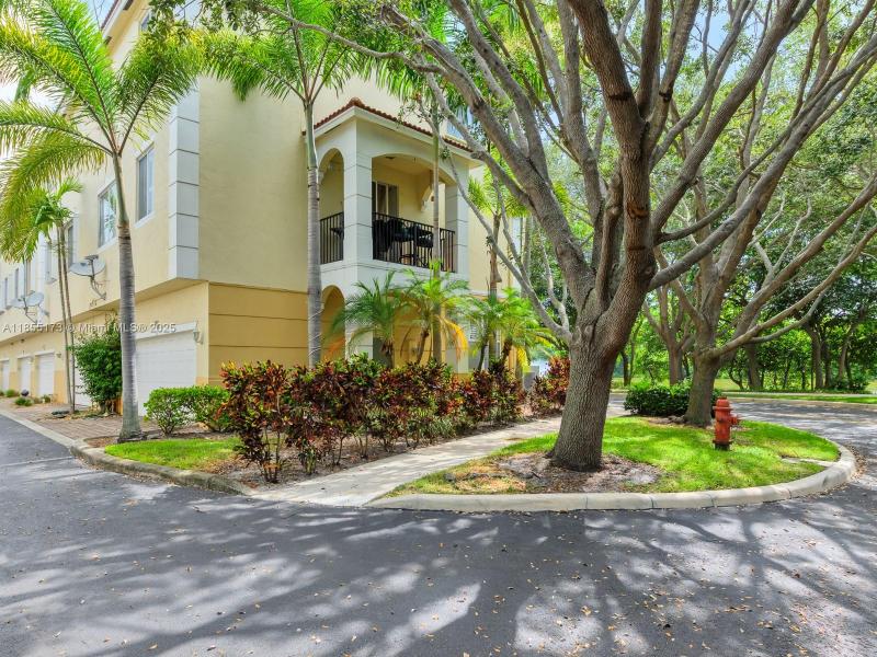 Property photo # 9