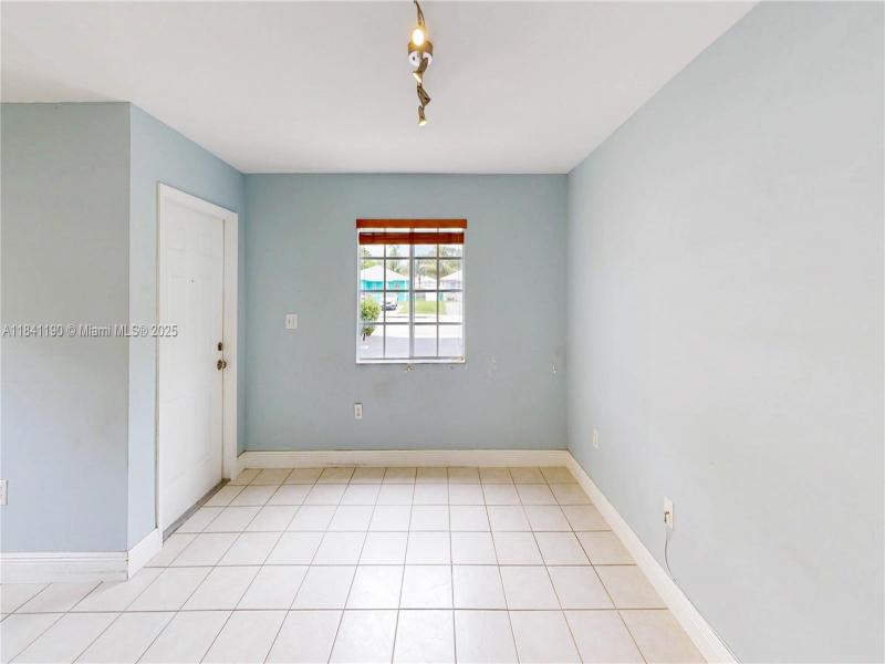 Property photo # 6