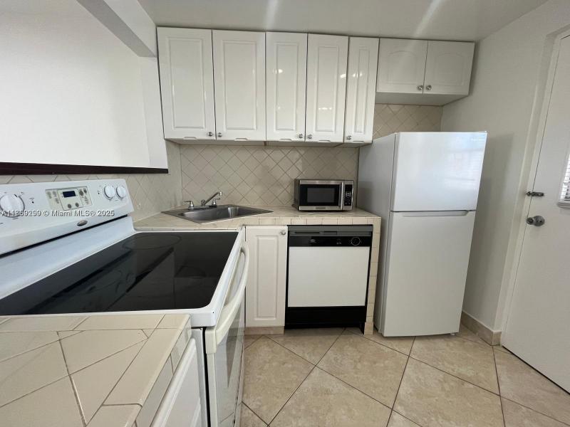 Property photo # 4