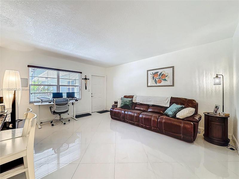 Property photo # 7