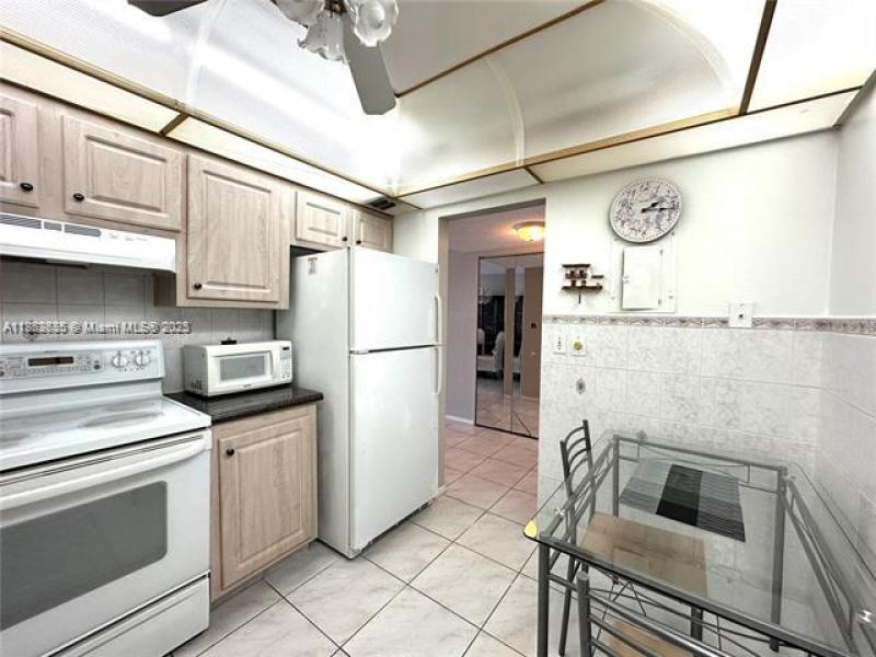 Property photo # 8
