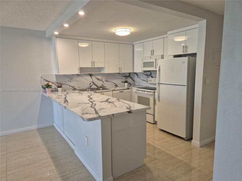 Property photo # 0