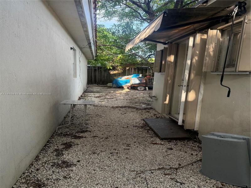 Property photo # 0