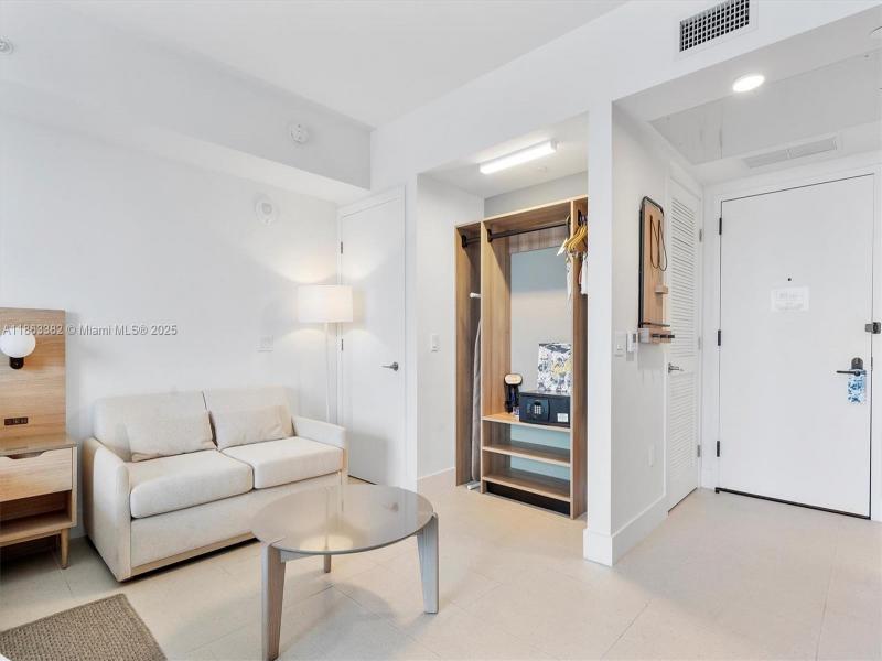 Condo for sale at Natiivo Miami 3806