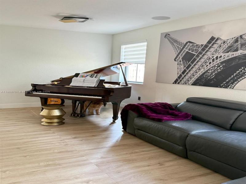 Property photo # 7