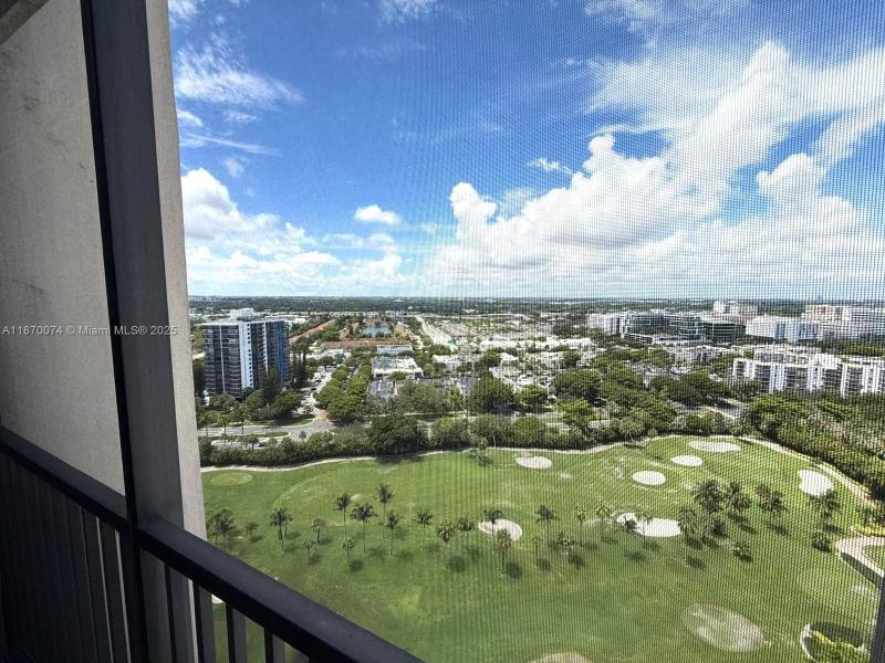 Comprar apartamento no Coronado I 2502