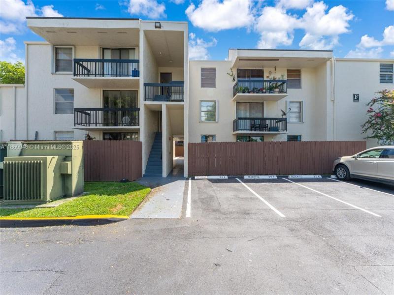 Property photo # 0