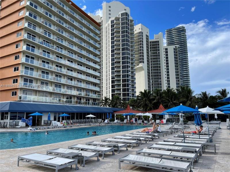 Comprar apartamento en Aventura Beach Club 1108