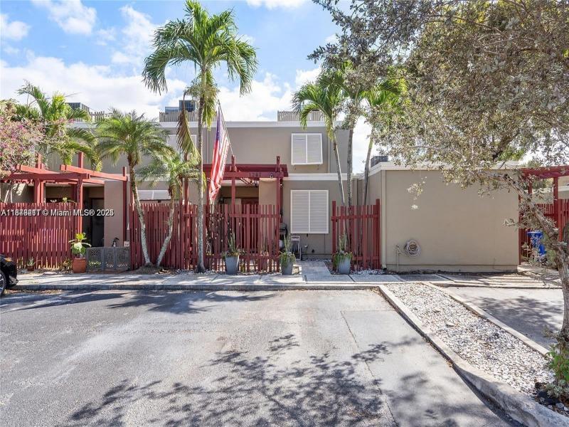 Property photo # 0