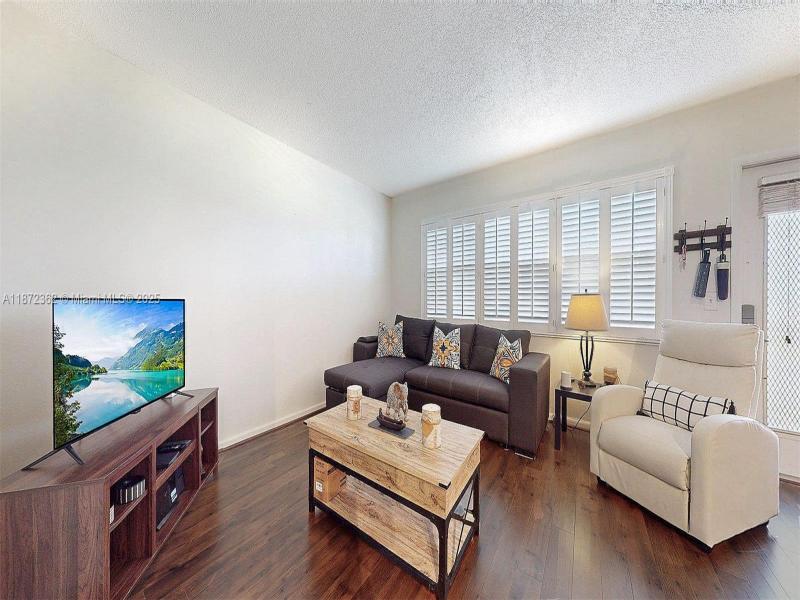 Property photo # 7