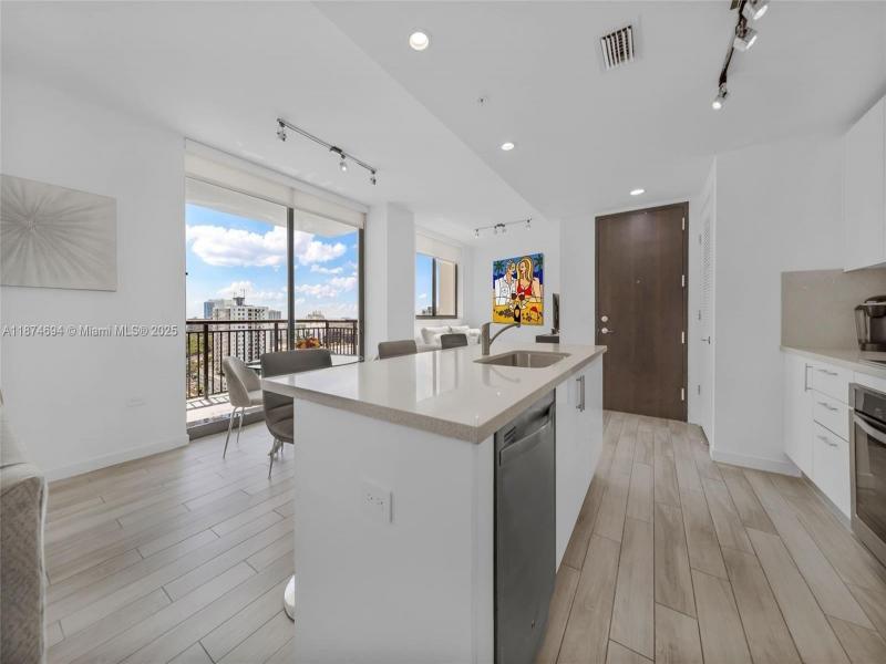 Property photo # 0