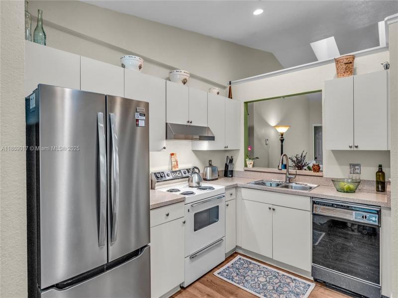 Property photo # 7