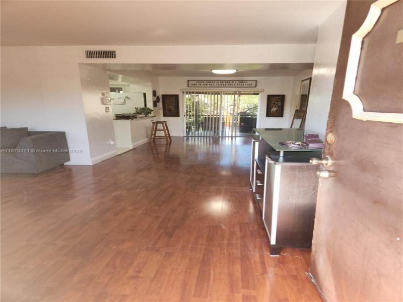 Property photo # 0