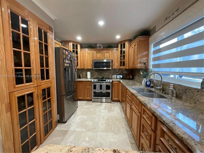 Property photo # 4