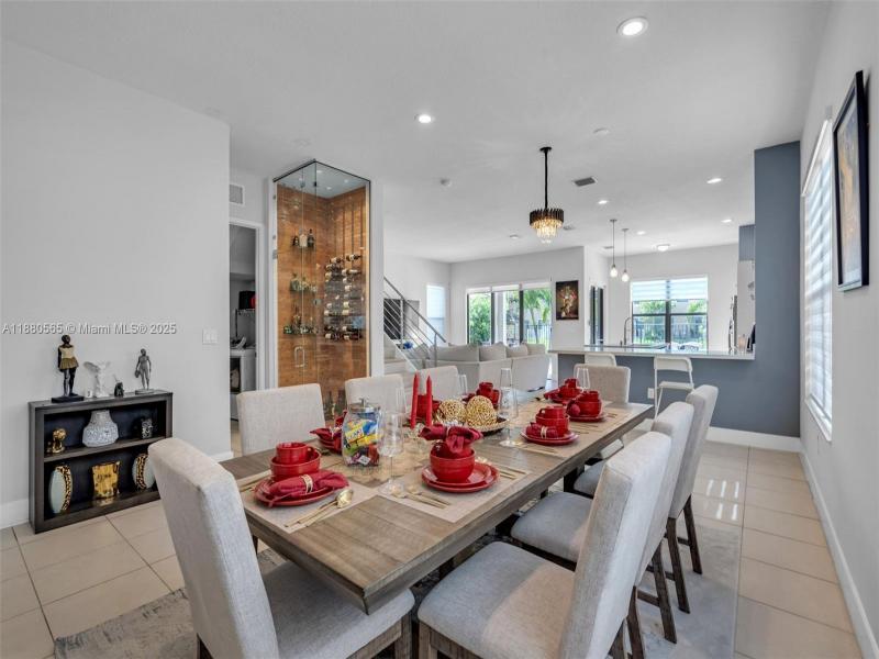 Property photo # 0