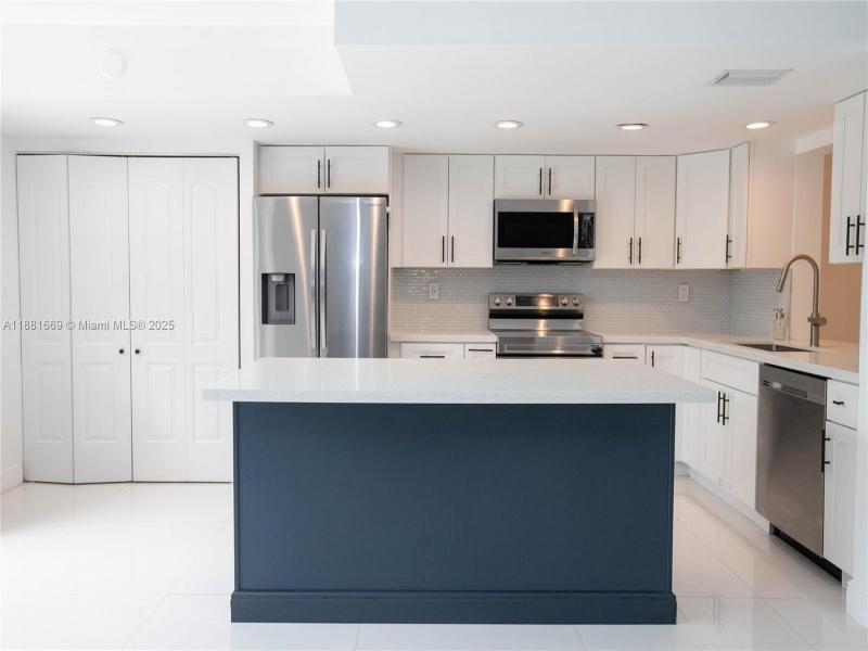 Property photo # 8
