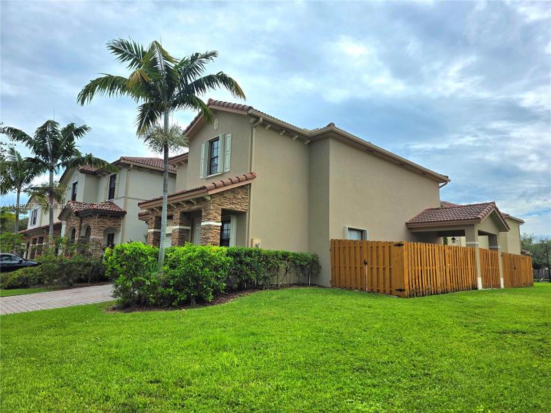 Property photo # 2