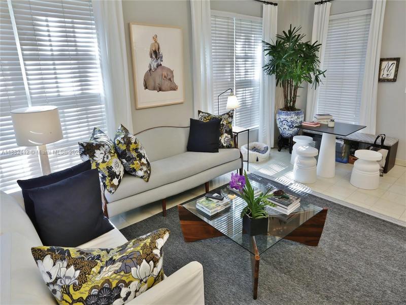 Property photo # 8