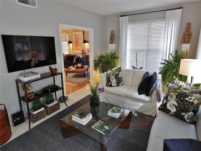 Property photo # 9