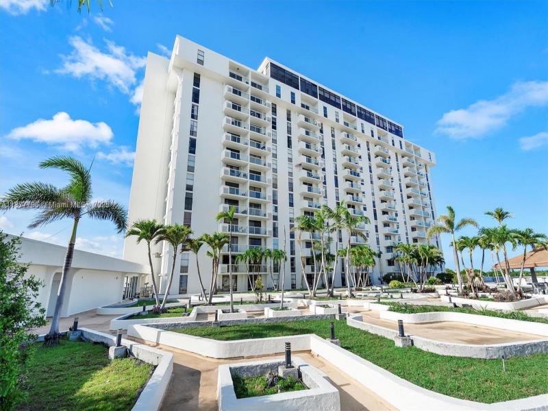 Sailboat Cay Apt #602