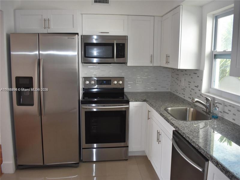 Property photo # 8