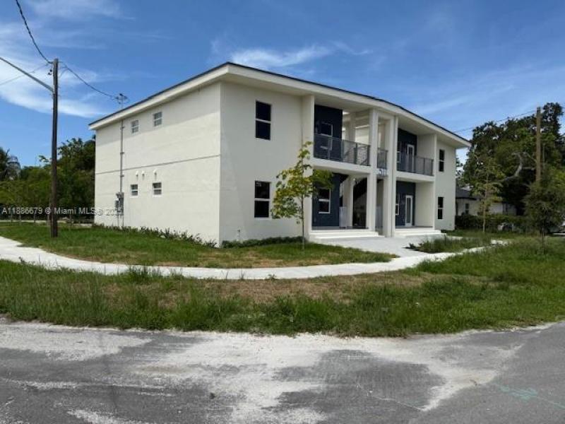 Property photo # 8