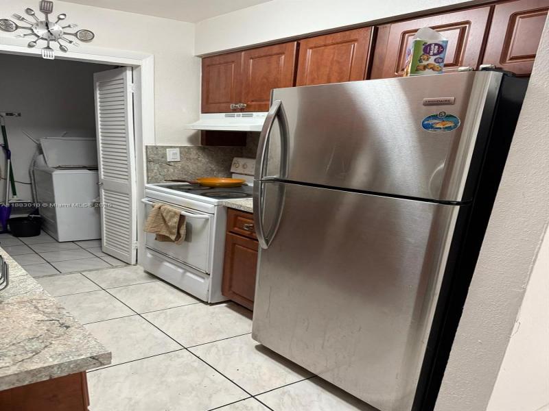 Property photo # 9
