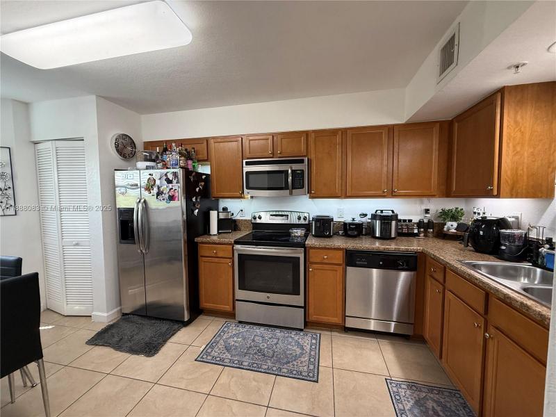 Property photo # 9