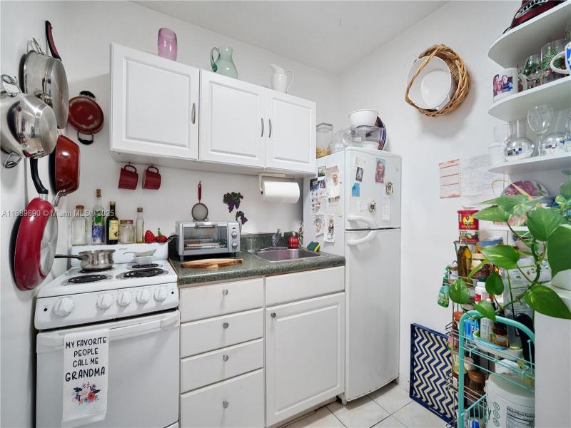 Comprar apartamento en Bayshore Yacht Tennis Club 714