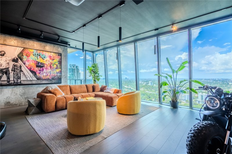 Condo for sale at Echo Brickell 3903
