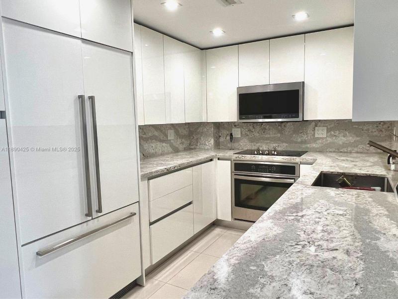 Property photo # 9