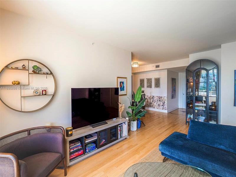 Property photo # 6