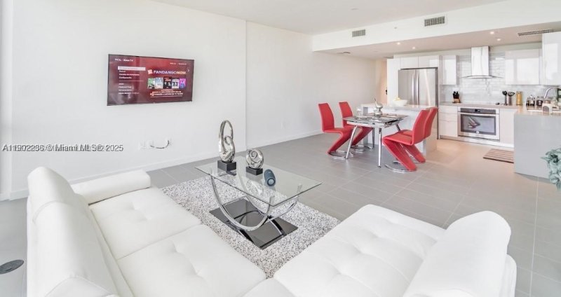 Condo for sale at Canvas 1916