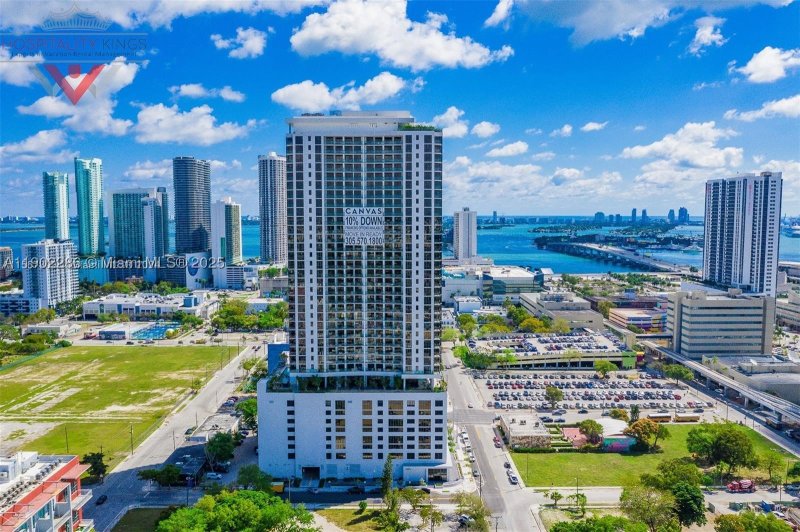 Condo for sale at Canvas 1916