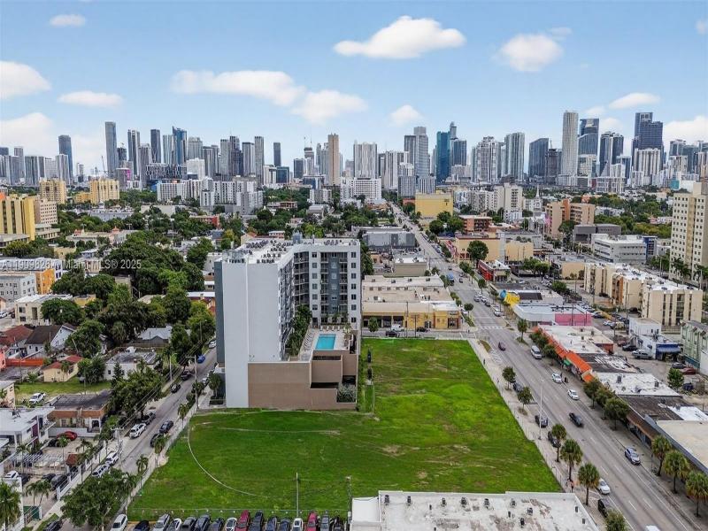 Comprar apartamento en Centralis Residences 502