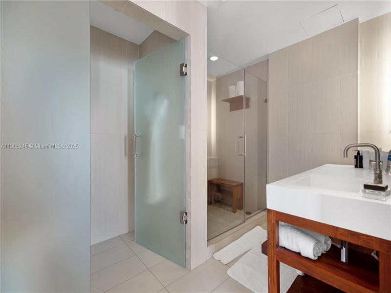 Condo for sale at W Residences Ft Lauderdale 1102