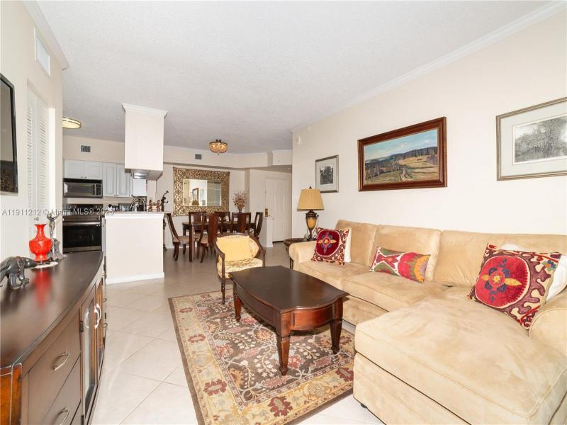 Comprar apartamento en Porto Bellagio 2207