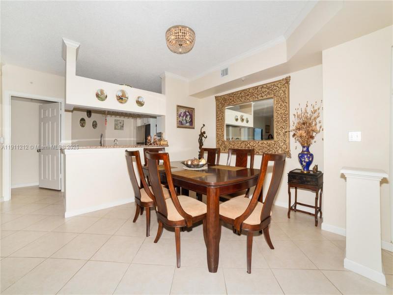 Comprar apartamento en Porto Bellagio 2207