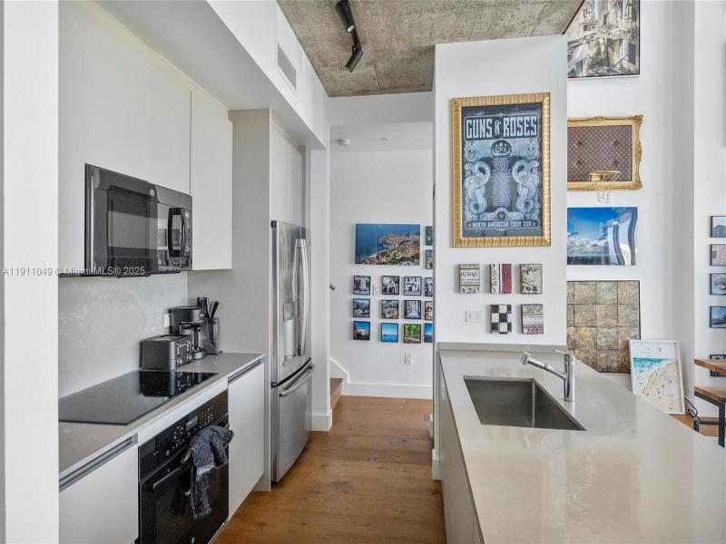 Property photo # 2